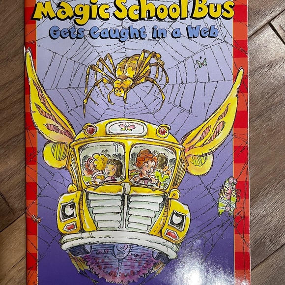 New Set of 3 Magic School Bus Paperback Books - Picture 6 of 8